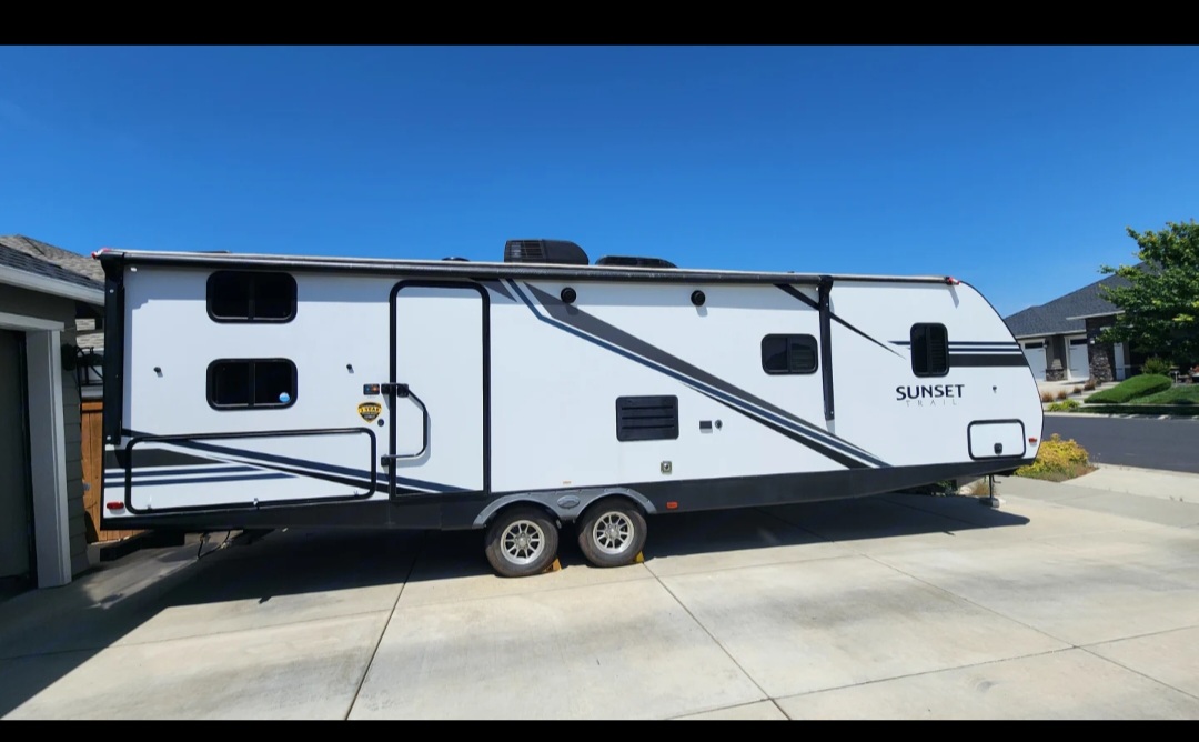 Sunset Trail travel trailer